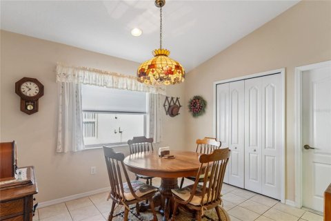 Villa ou maison à vendre à Spring Hill, Floride: 3 chambres, 157.66 m2 № 2427341 - photo 16