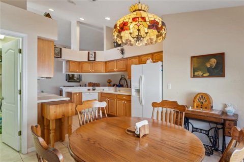 Villa ou maison à vendre à Spring Hill, Floride: 3 chambres, 157.66 m2 № 2427341 - photo 18