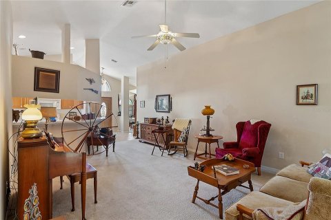 Villa ou maison à vendre à Spring Hill, Floride: 3 chambres, 157.66 m2 № 2427341 - photo 9