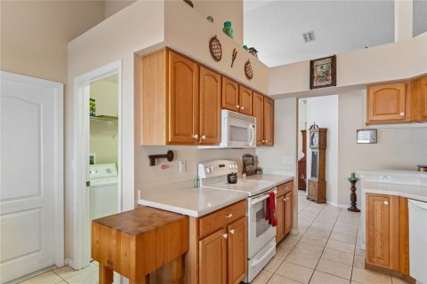 Villa ou maison à vendre à Spring Hill, Floride: 3 chambres, 157.66 m2 № 2427341 - photo 15