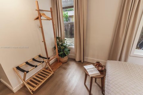 Casa en venta en North Miami Beach, Florida, 3 dormitorios, 137.03 m2 № 1977594 - foto 12