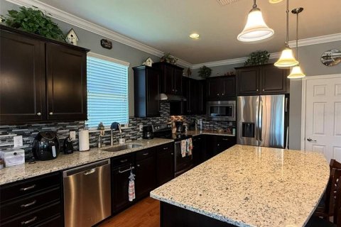 House in Ocala, Florida 3 bedrooms, 211.82 sq.m. № 1800643 - photo 11