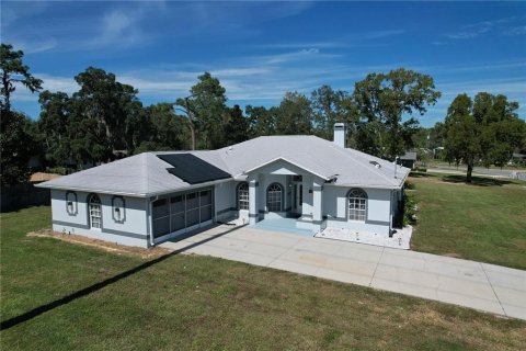 House in Homosassa, Florida 3 bedrooms, 153.47 sq.m. № 1822675 - photo 7