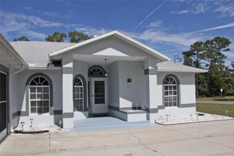 House in Homosassa, Florida 3 bedrooms, 153.47 sq.m. № 1822675 - photo 4