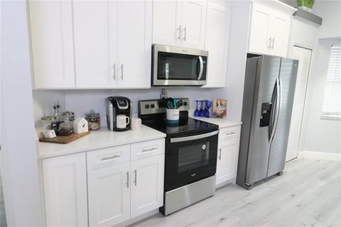 House in Homosassa, Florida 3 bedrooms, 153.47 sq.m. № 1822675 - photo 25