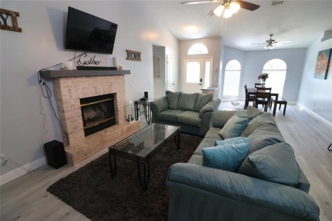 House in Homosassa, Florida 3 bedrooms, 153.47 sq.m. № 1822675 - photo 17