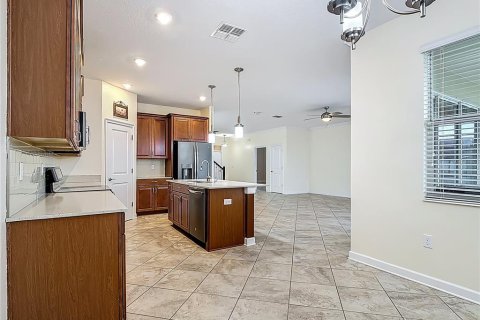 House in Davenport, Florida 6 bedrooms, 361.02 sq.m. № 1843906 - photo 23