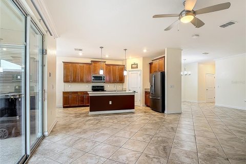 House in Davenport, Florida 6 bedrooms, 361.02 sq.m. № 1843906 - photo 12