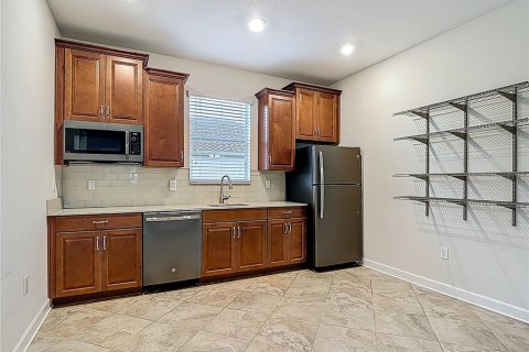 House in Davenport, Florida 6 bedrooms, 361.02 sq.m. № 1843906 - photo 30