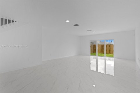 Townhouse in Homestead, Florida 4 bedrooms № 2191261 - photo 8