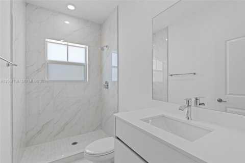 Townhouse in Homestead, Florida 4 bedrooms № 2191261 - photo 5
