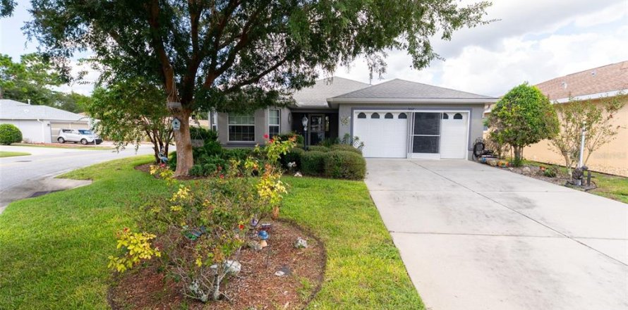 Casa en Ocala, Florida 2 dormitorios, 167.22 m2 № 2383848