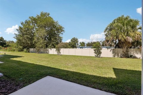 Townhouse in Lake Wales, Florida 3 bedrooms, 144.65 sq.m. № 2375558 - photo 13