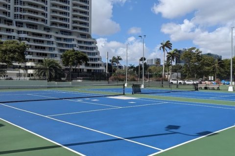 Condo in Miami, Florida, 2 bedrooms  № 1728598 - photo 29