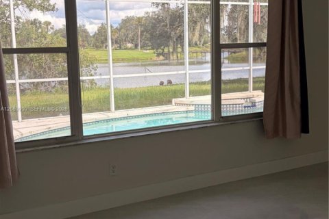 Villa ou maison à vendre à Kissimmee, Floride: 3 chambres, 206.8 m2 № 2303965 - photo 18