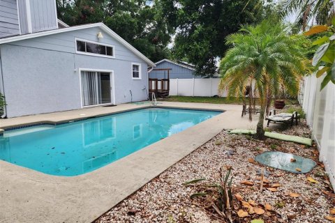 House in Tampa, Florida 4 bedrooms, 246.38 sq.m. № 1690041 - photo 27