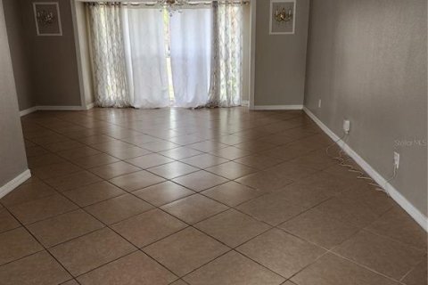 House in Tampa, Florida 4 bedrooms, 246.38 sq.m. № 1690041 - photo 14