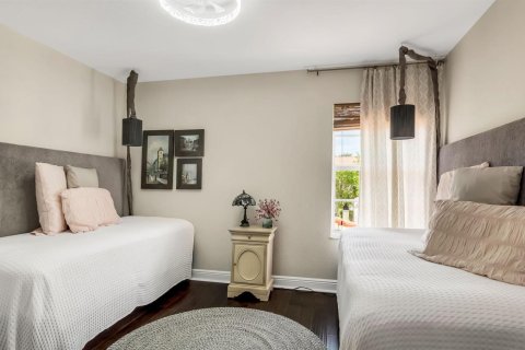 Купить таунхаус в Купер-Сити, Флорида 9 комнат, 190.08м2, № 2191521 - фото 25