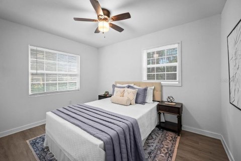 House in Orlando, Florida 2 bedrooms, 75.99 sq.m. № 2409904 - photo 10