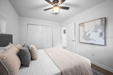 House in Orlando, Florida 2 bedrooms, 75.99 sq.m. № 2409904 - photo 7