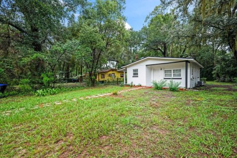 House in Orlando, Florida 2 bedrooms, 75.99 sq.m. № 2409904 - photo 12