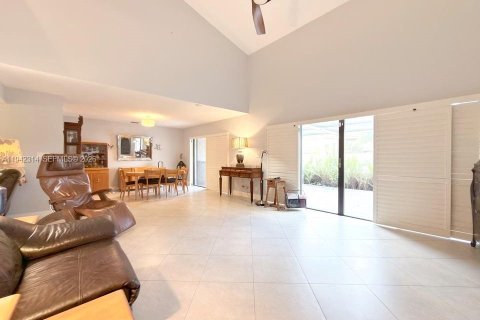 Condominio en venta en Hollywood, Florida, 3 dormitorios, 218.32 m2 № 2000693 - foto 14