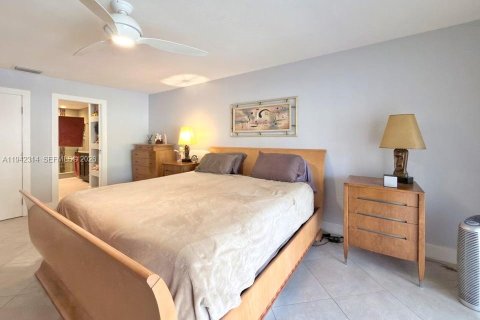 Condominio en venta en Hollywood, Florida, 3 dormitorios, 218.32 m2 № 2000693 - foto 20