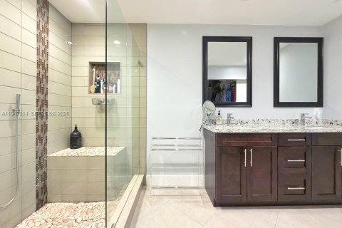 Condominio en venta en Hollywood, Florida, 3 dormitorios, 218.32 m2 № 2000693 - foto 23