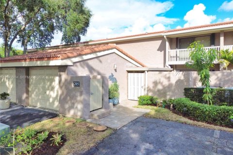 Condominio en Hollywood, Florida, 3 dormitorios  № 2000693