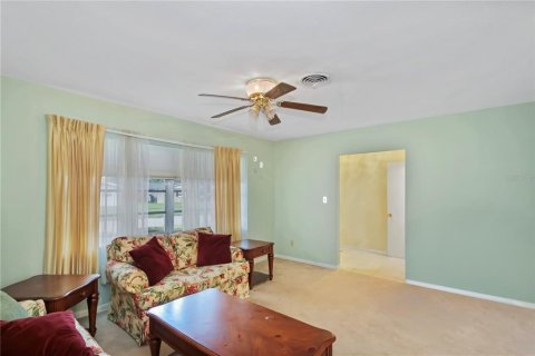 Casa en venta en Orlando, Florida, 3 dormitorios, 144.28 m2 № 1900840 - foto 7