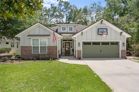 House in Lake City, Florida 3 bedrooms, 169.27 sq.m. № 2393834