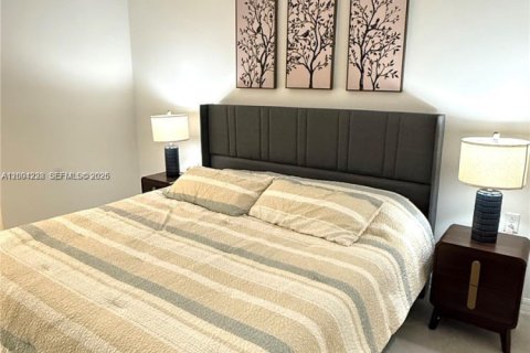 Condo in Ave Maria, Florida, 2 bedrooms  № 2068423 - photo 12