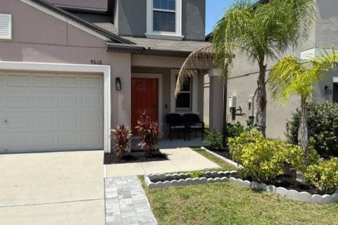 House in Sun City Center, Florida 5 bedrooms, 224.36 sq.m. № 1675217 - photo 3
