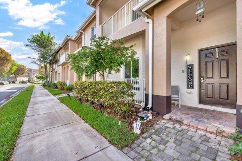 Townhouse in Homestead, Florida 3 bedrooms, 132.94 sq.m. № 1842560 - photo 6