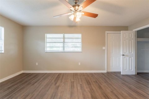 Villa ou maison à vendre à Orlando, Floride: 4 chambres, 106.93 m2 № 1827932 - photo 15