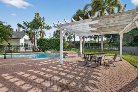 House in Boynton Beach, Florida 3 bedrooms, 220.09 sq.m. № 2083704 - photo 17