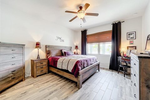 Casa en venta en Polk City, Florida, 3 dormitorios, 163.51 m2 № 1853356 - foto 30