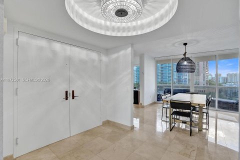 Condominio en venta en Sunny Isles Beach, Florida, 2 dormitorios, 147.71 m2 № 2032817 - foto 6