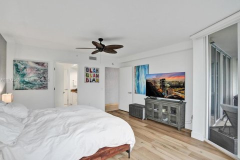 Condominio en venta en Sunny Isles Beach, Florida, 2 dormitorios, 147.71 m2 № 2032817 - foto 20