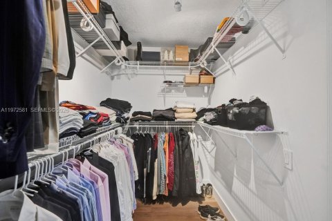 Condominio en venta en Sunny Isles Beach, Florida, 2 dormitorios, 147.71 m2 № 2032817 - foto 25