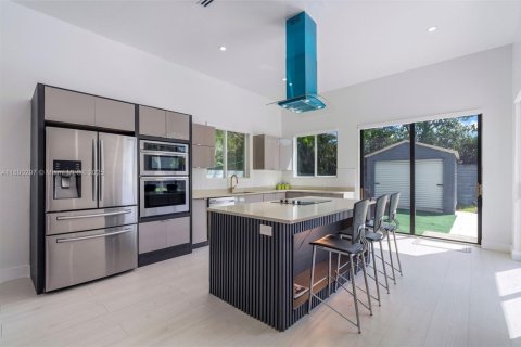 Купить виллу или дом в Майами, Флорида 4 спальни, 299.52м2, № 1944638 - фото 7