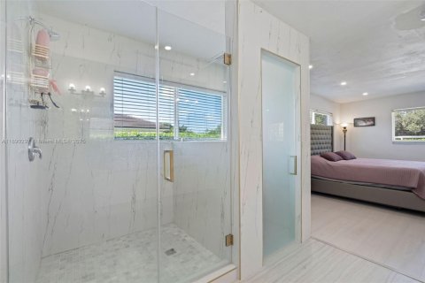 Купить виллу или дом в Майами, Флорида 4 спальни, 299.52м2, № 1944638 - фото 25