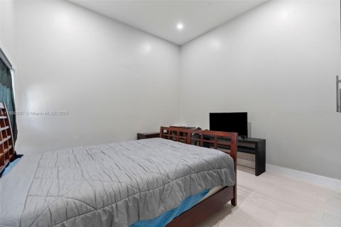 Купить виллу или дом в Майами, Флорида 4 спальни, 299.52м2, № 1944638 - фото 26