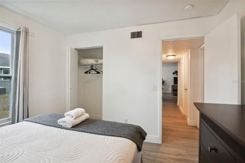 Apartamento en alquiler en Orlando, Florida, 2 dormitorios, 83.15 m2 № 1805082 - foto 13