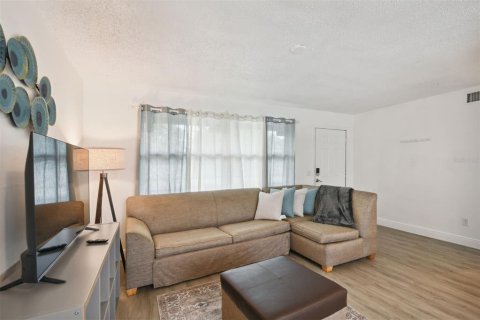 Apartamento en alquiler en Orlando, Florida, 2 dormitorios, 83.15 m2 № 1805082 - foto 4