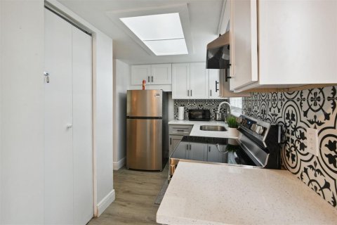 Apartamento en alquiler en Orlando, Florida, 2 dormitorios, 83.15 m2 № 1805082 - foto 9