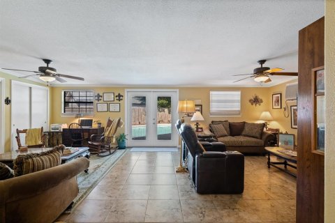 Casa en venta en Pensacola, Florida, 4 dormitorios, 215.25 m2 № 1566731 - foto 16