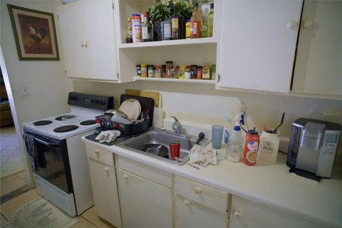 Commercial property in Orlando, Florida 148.09 sq.m. № 2195497 - photo 26