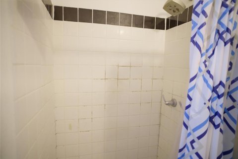 Commercial property in Orlando, Florida 148.09 sq.m. № 2195497 - photo 16