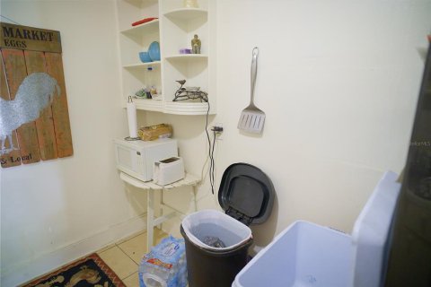 Commercial property in Orlando, Florida 148.09 sq.m. № 2195497 - photo 25